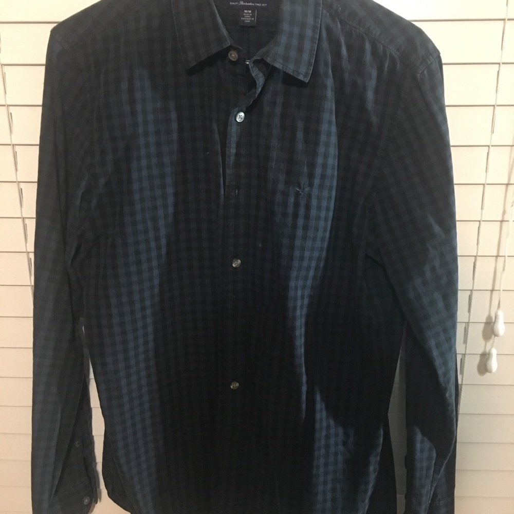 Long sleeve button up